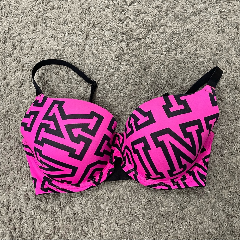 New Victoria’s Secret Pink Bra 34DD